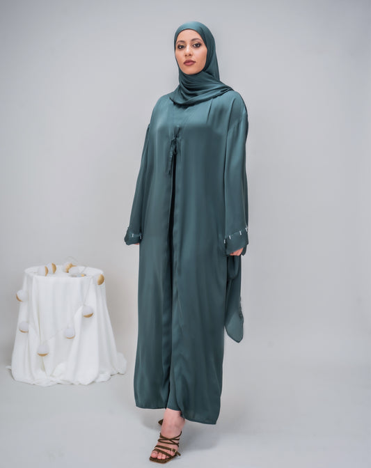 Robe satinée avec kimono